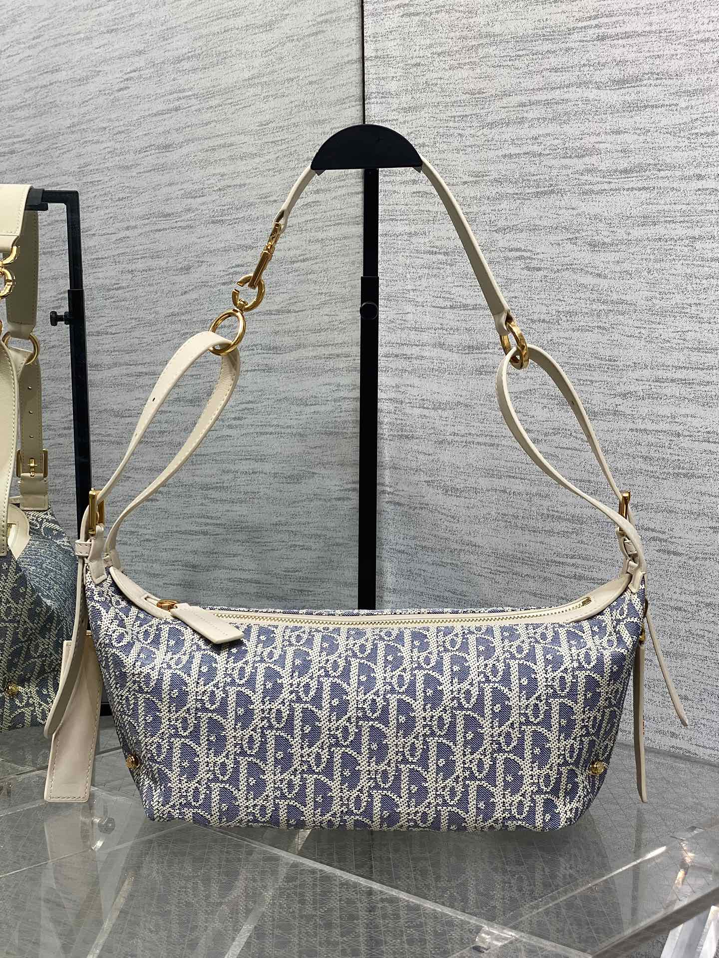 Dio* Journey Hobo Bag(25.5*14.5*14CM)