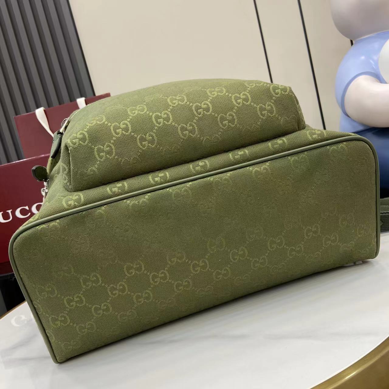 Gucc* Backpack(35*40*20CM)