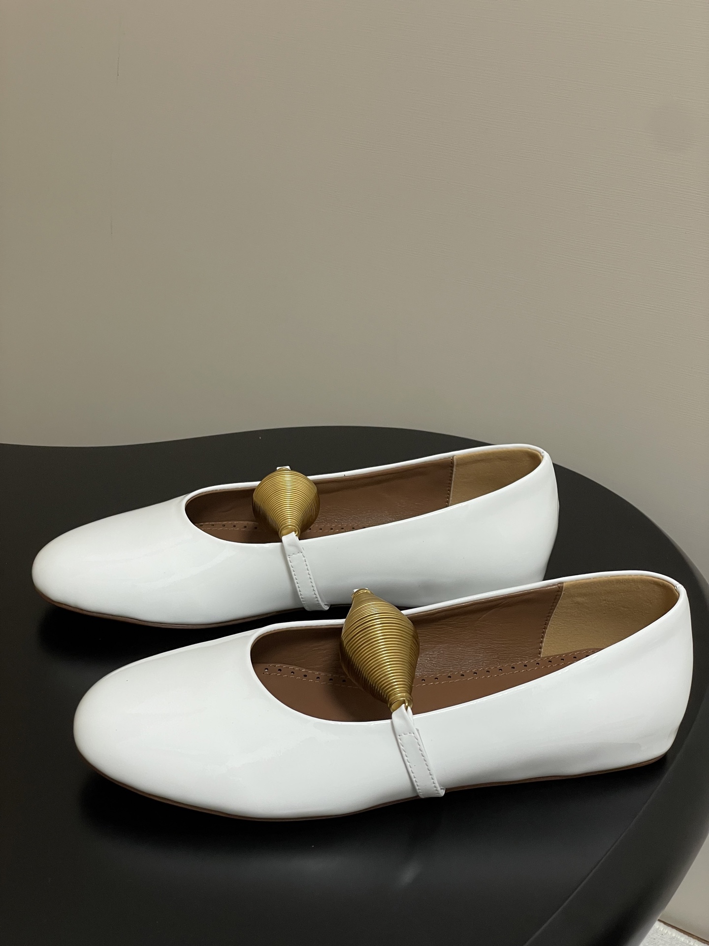 AlAIA Ballet Flats