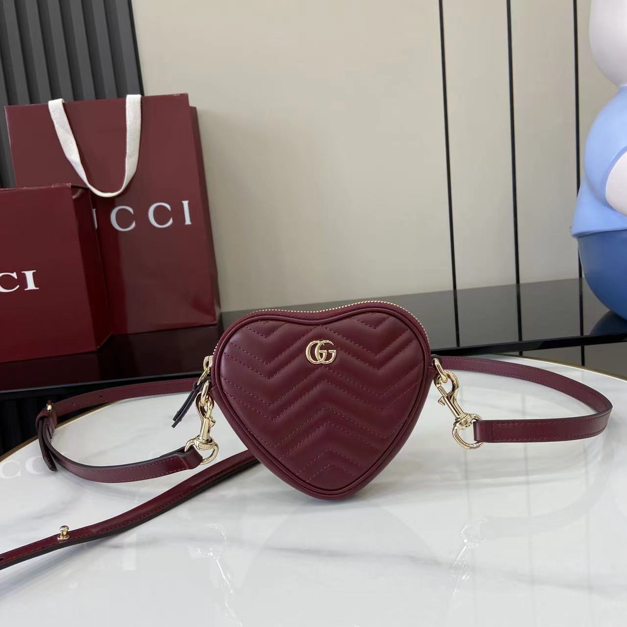 Gucc* GG Marmont Mini Bag(13.5*11.5*2.5CM)