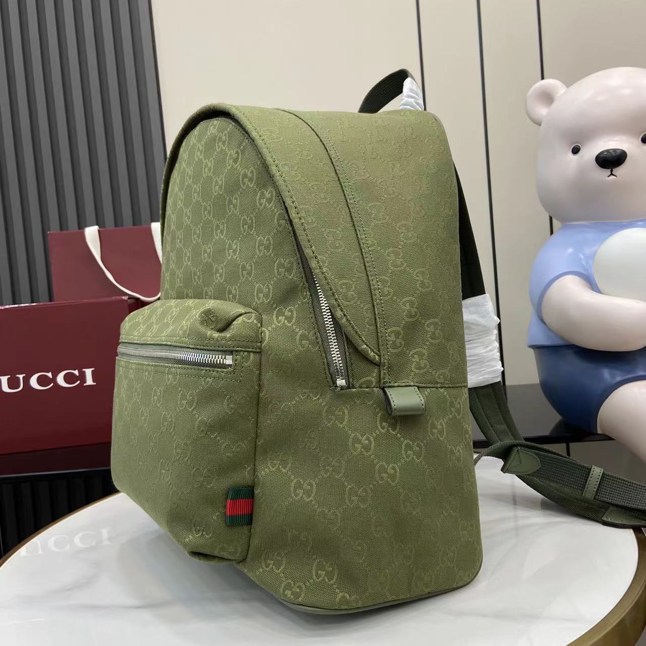 Gucc* Backpack(35*40*20CM)