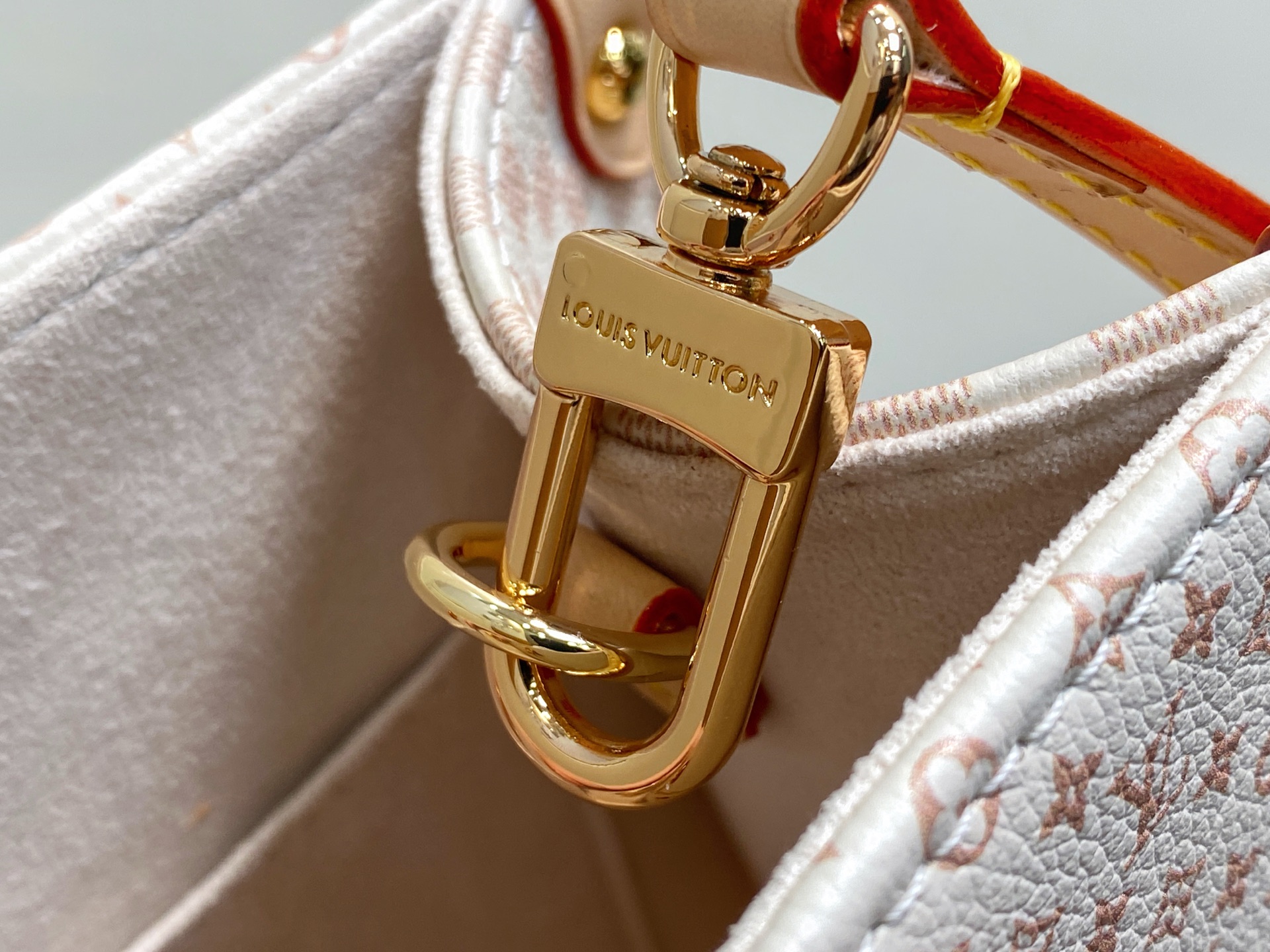 Louis Vuitton Romance OnTheGo PM-25 x 19 x 11.5 CM