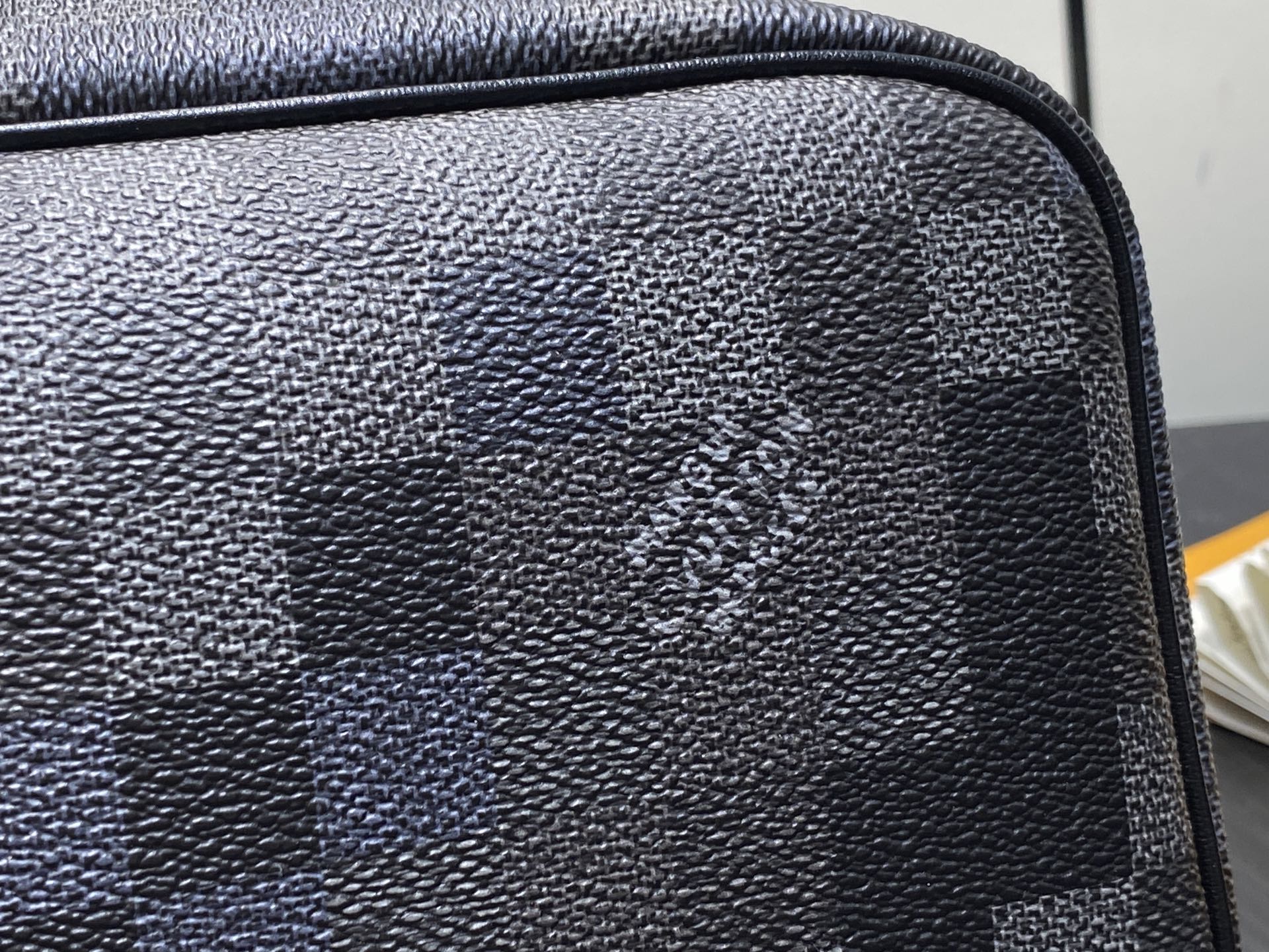 Louis Vu*tton Dopp Kit Pouch(28 x 15 x 16.5CM)