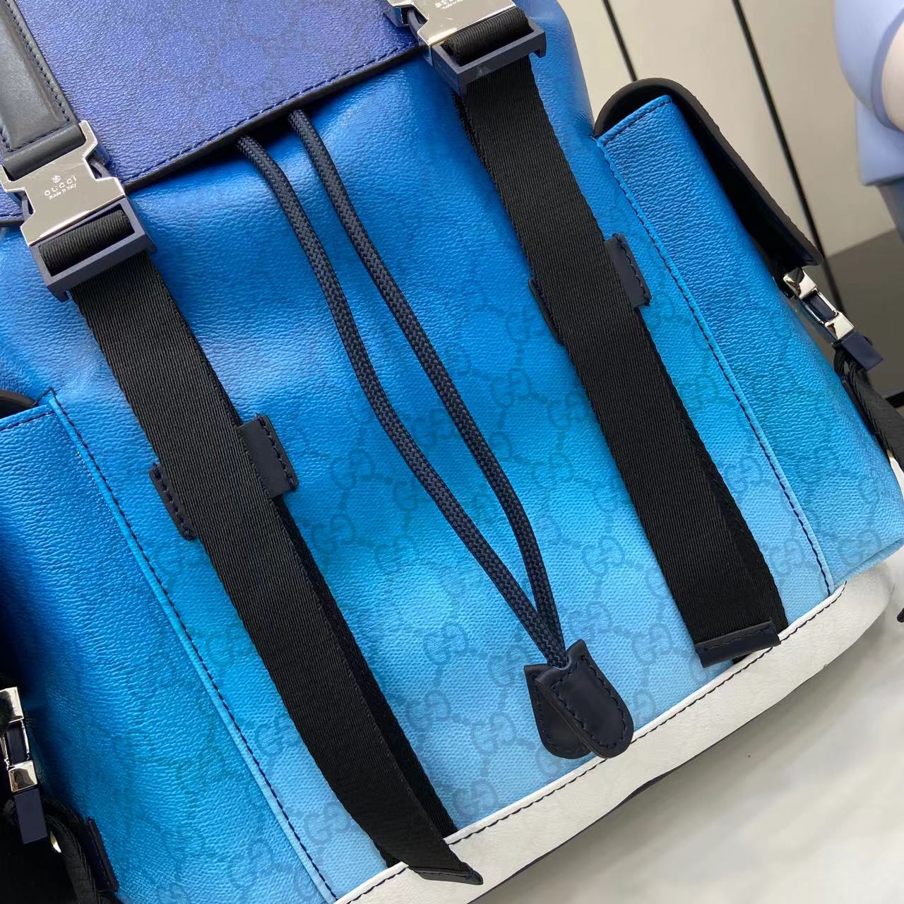 Gucc* Monogram Backpack(35*46*12CM)