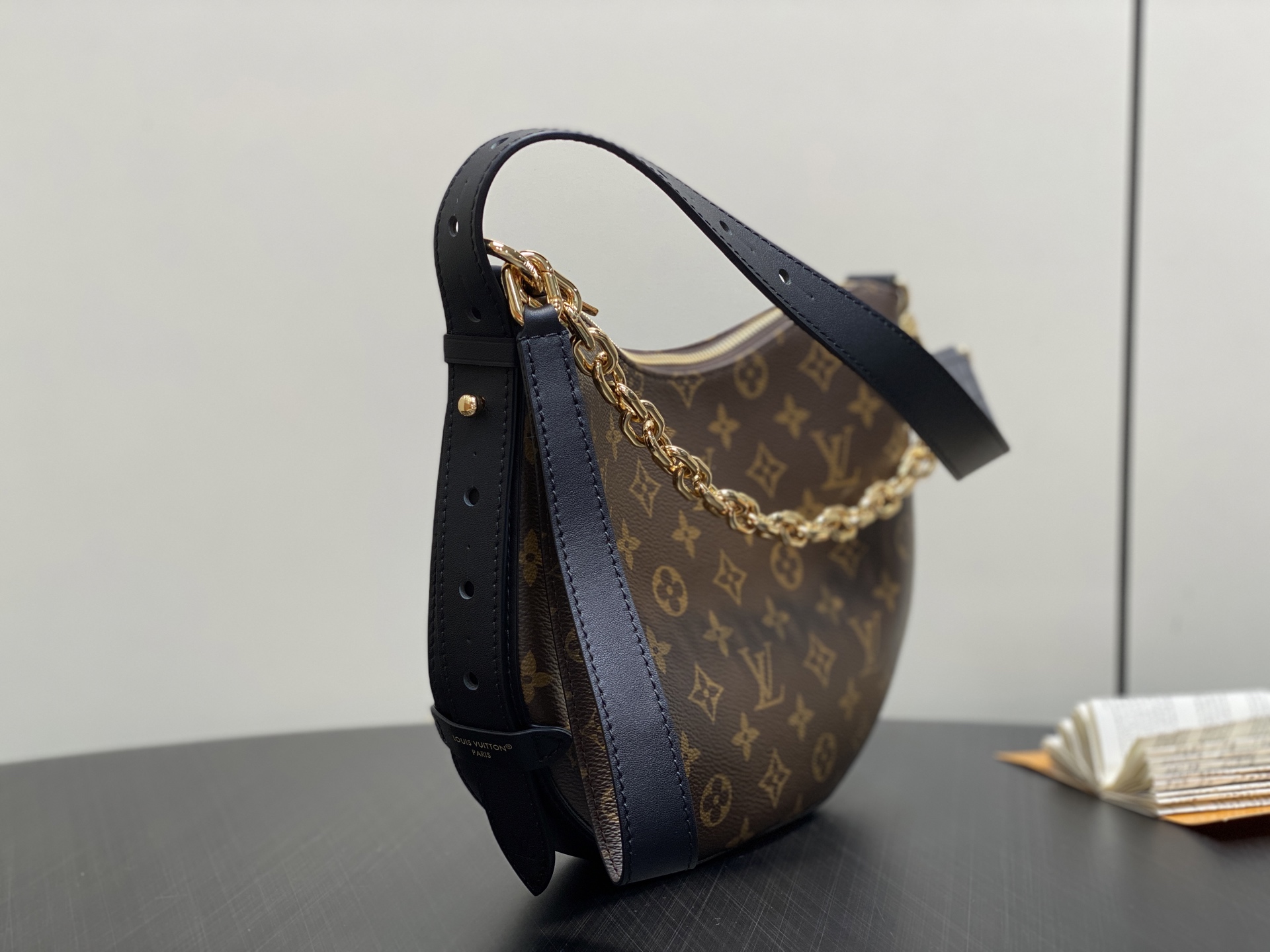 L*V Cookie BB Bag M15056(19 x 5 x 28.5CM)