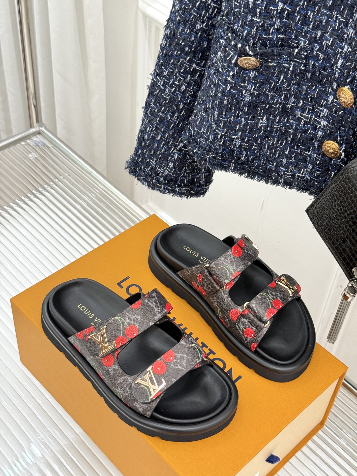 Louis Vuitt0n Slides(EU35-43)