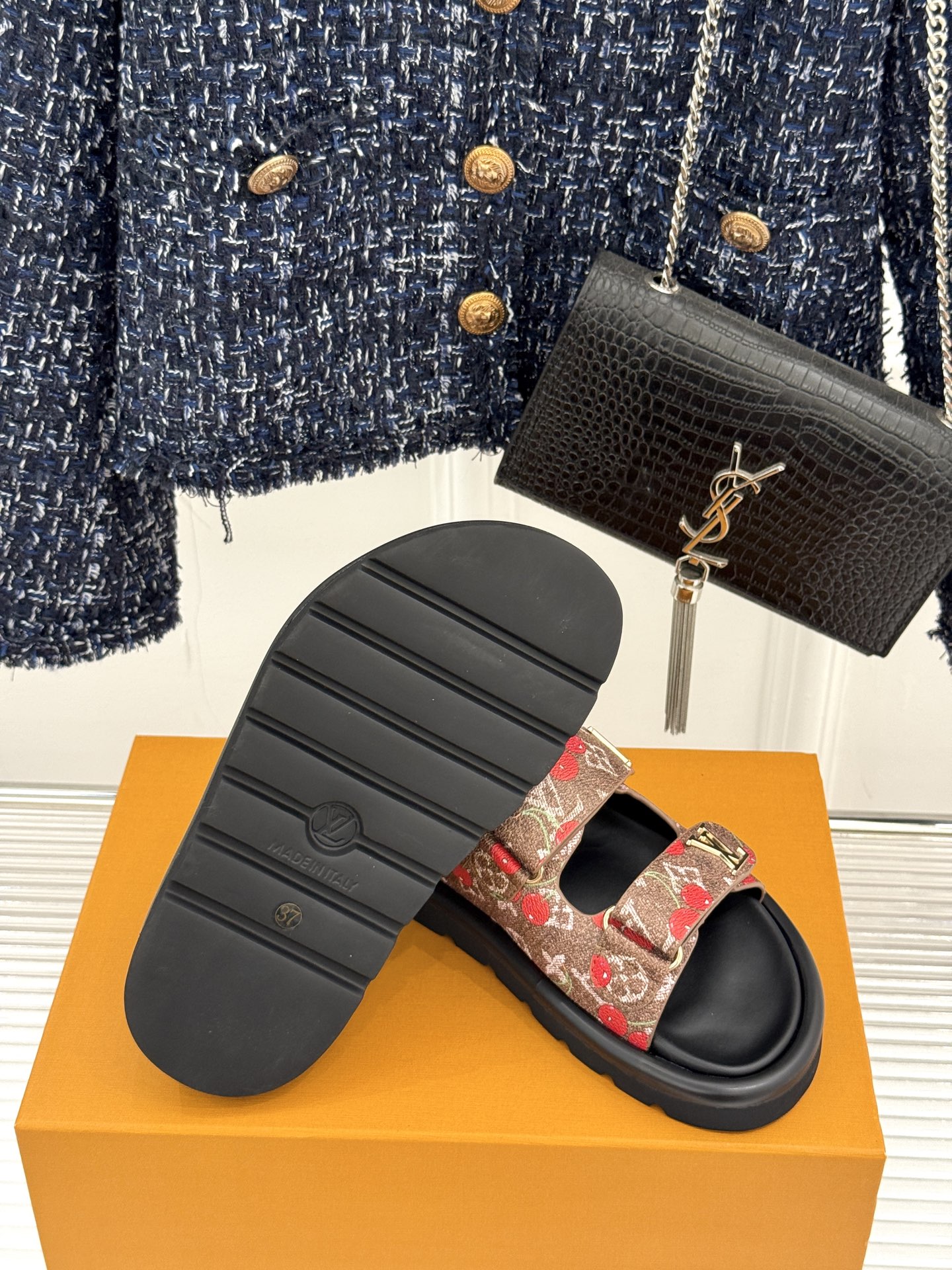 Louis Vuitt0n Slides(EU35-43)