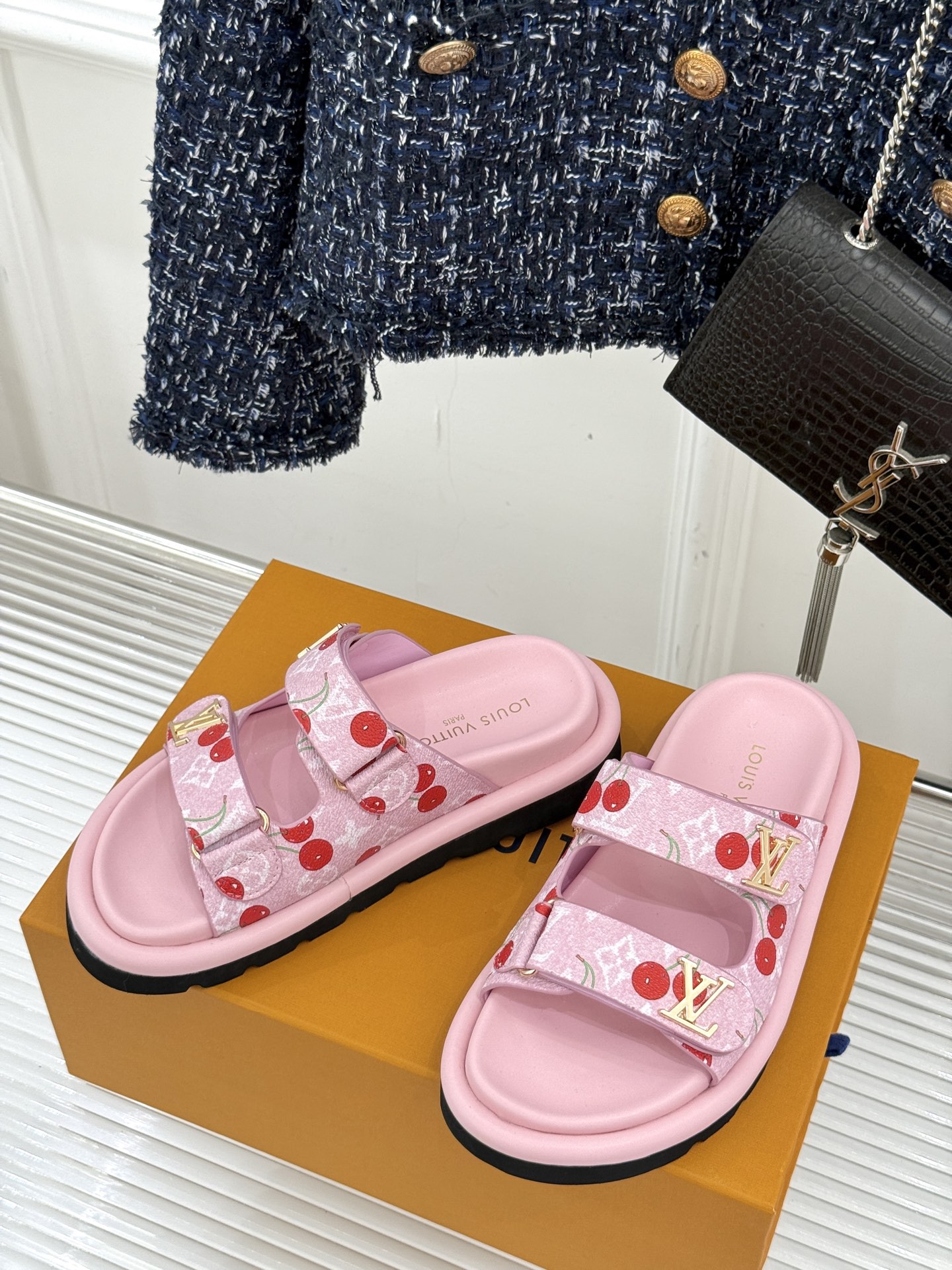 Louis Vuitt0n Slides(EU35-43)