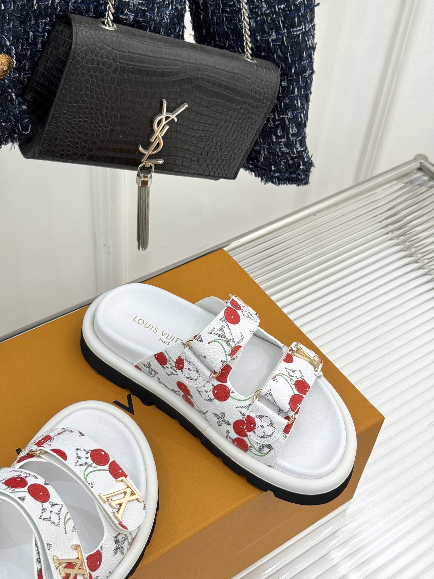 Louis Vuitt0n Slides(EU35-43)