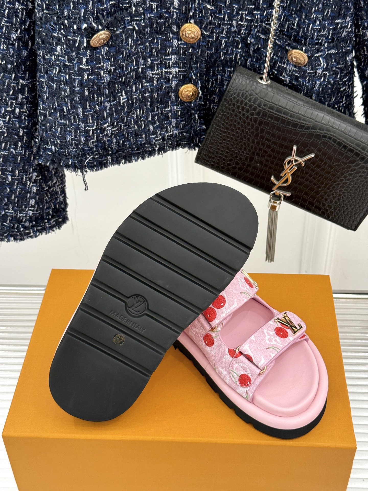 Louis Vuitt0n Slides(EU35-43)