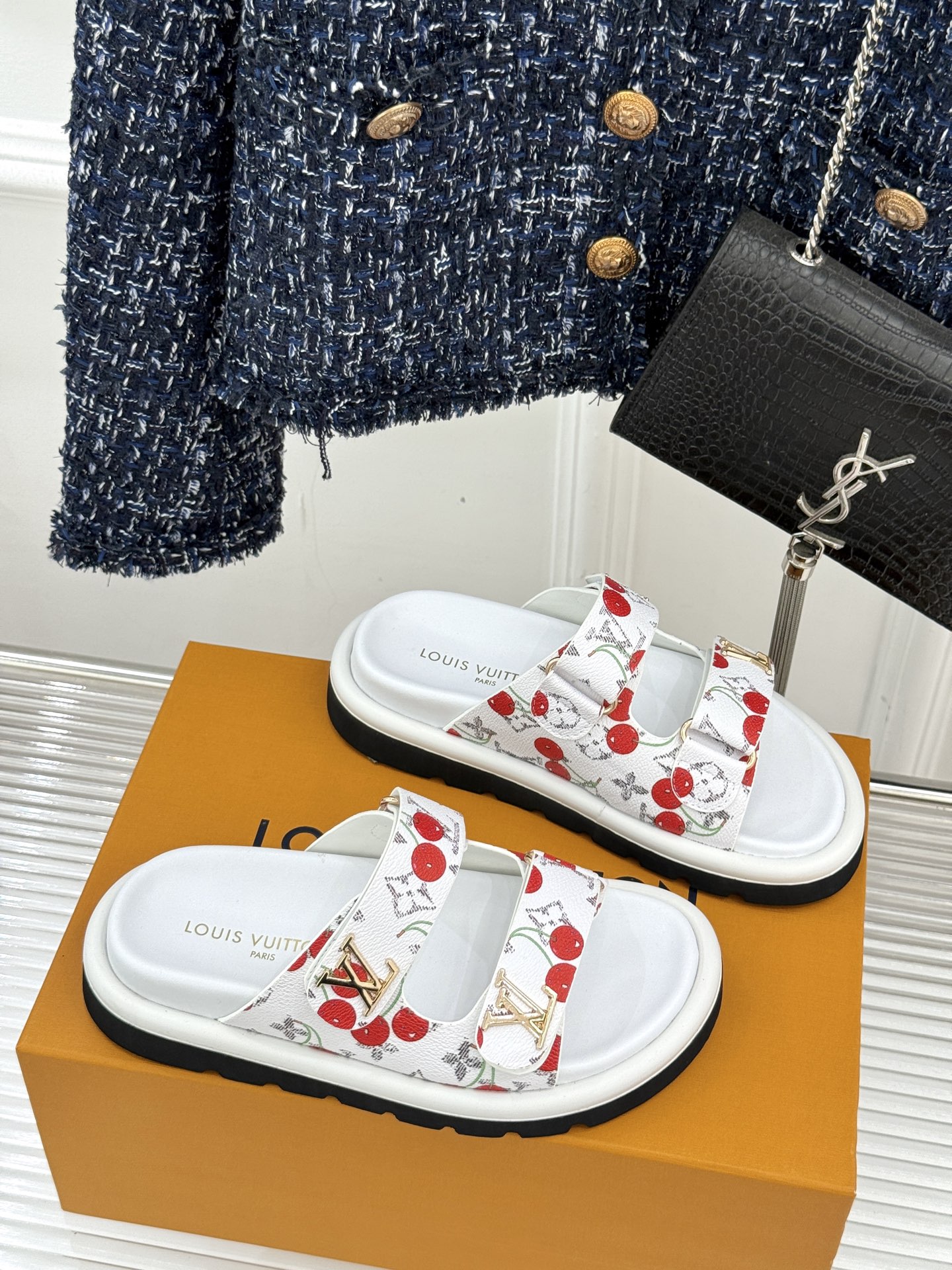 Louis Vuitt0n Slides(EU35-43)