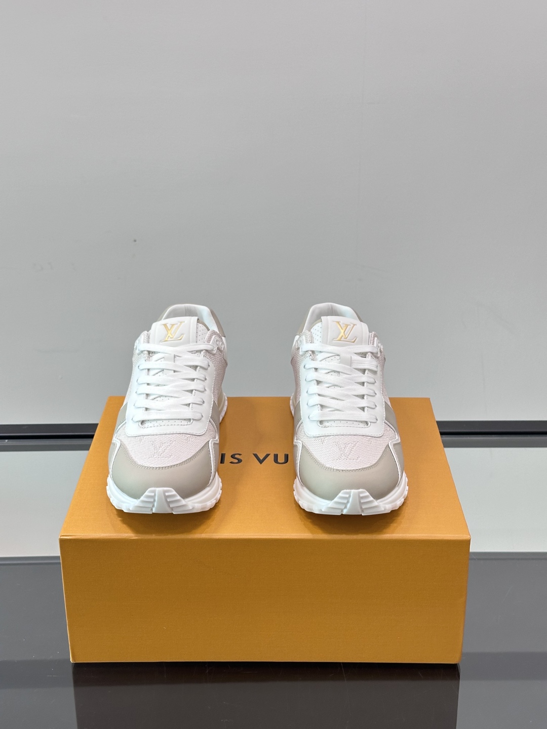 Lo*uis Vu*itton Run Away Sneakers(EU39-46)