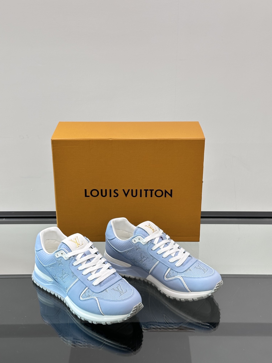 Lo*uis Vu*itton Run Away Sneakers(EU39-46)