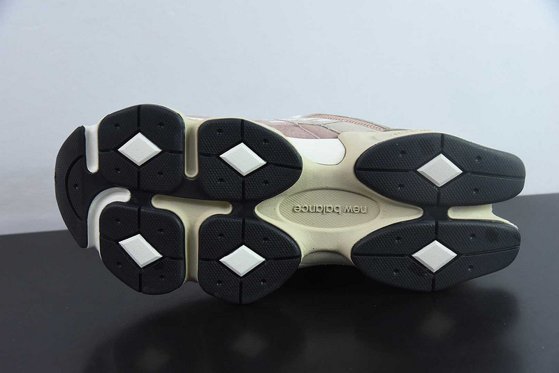 New Balance U9060EEH