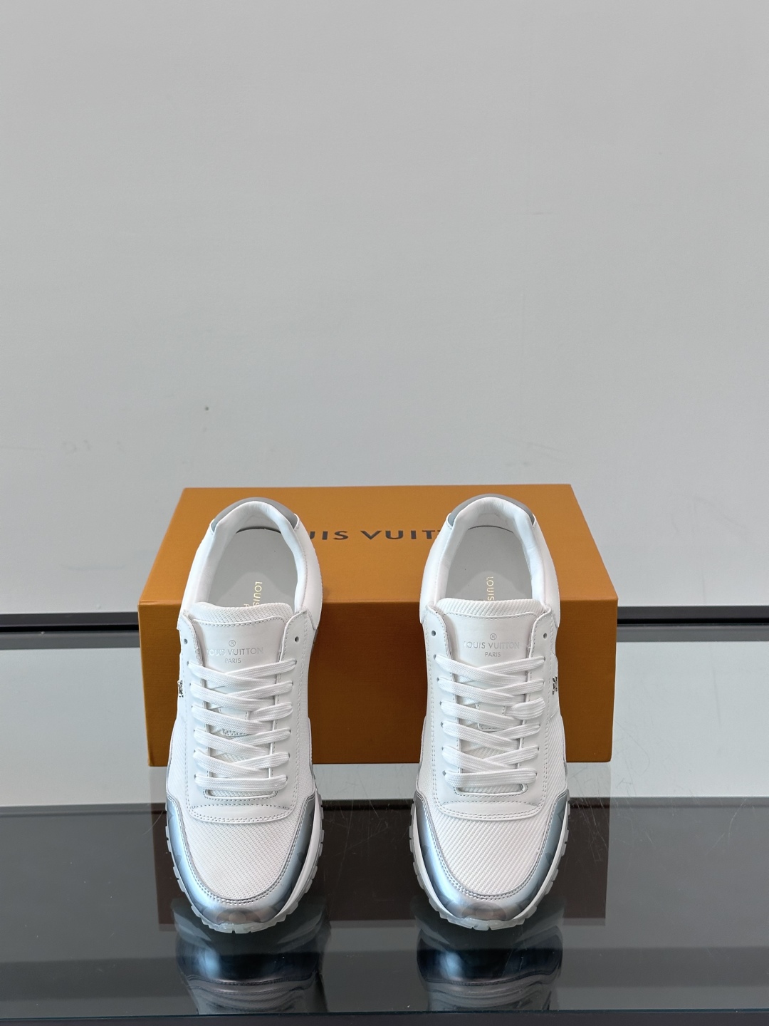 Lo*uis Vu*itton Run Away Sneakers(EU39-46)