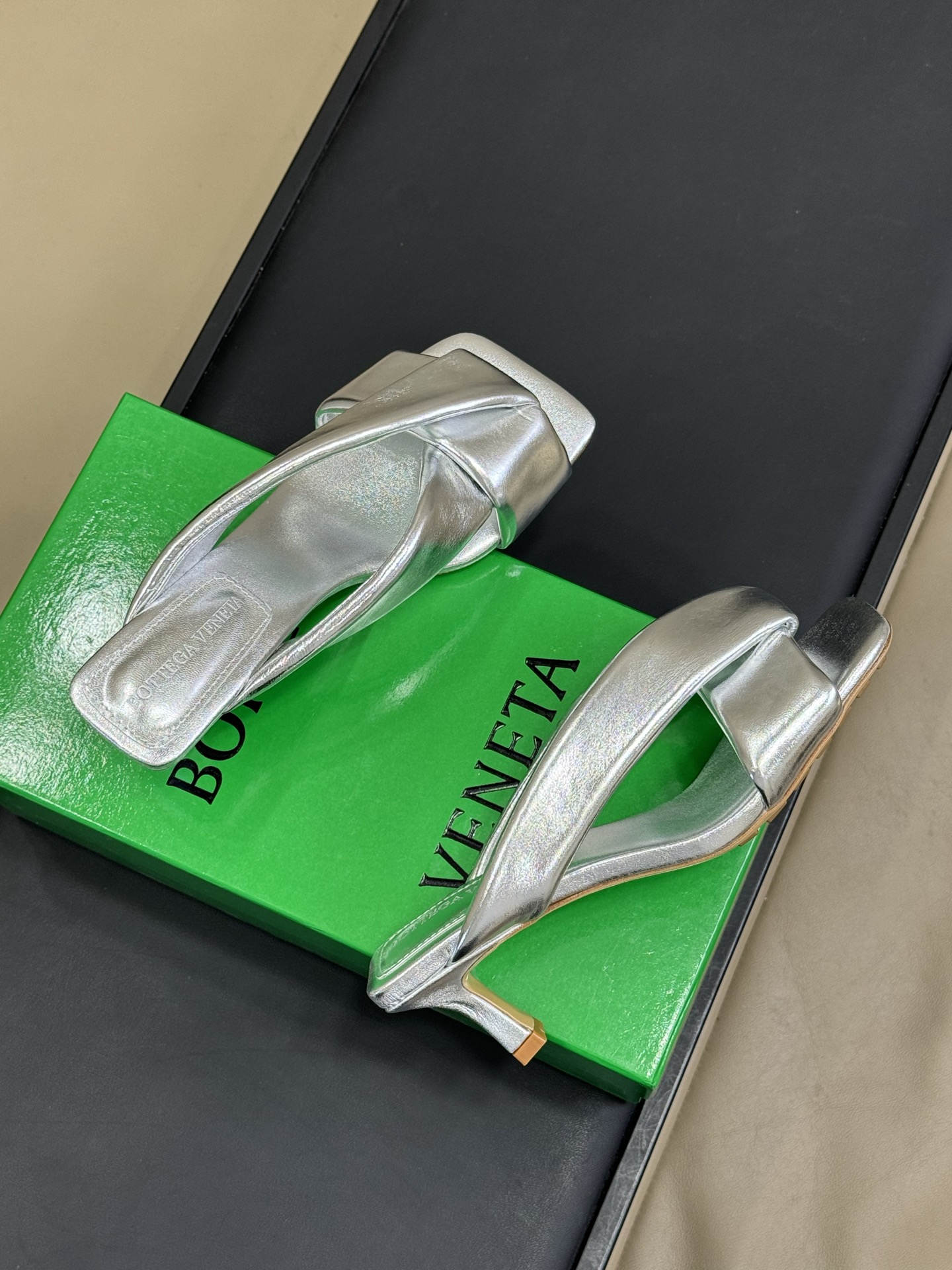 Bottega Venet* Rivan Slides(EU35-42)