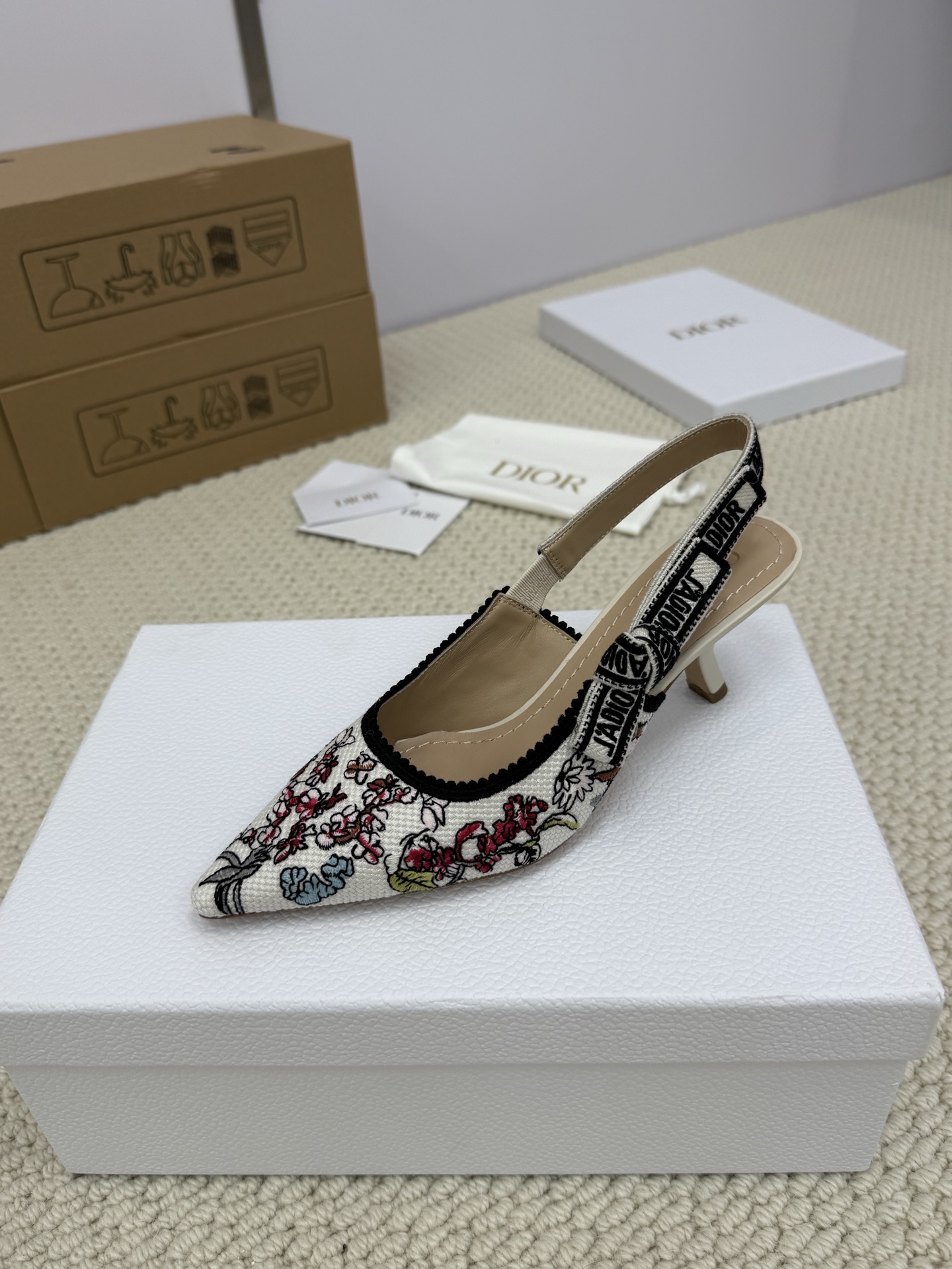 D*or 2025ss Slingback-6.5CM