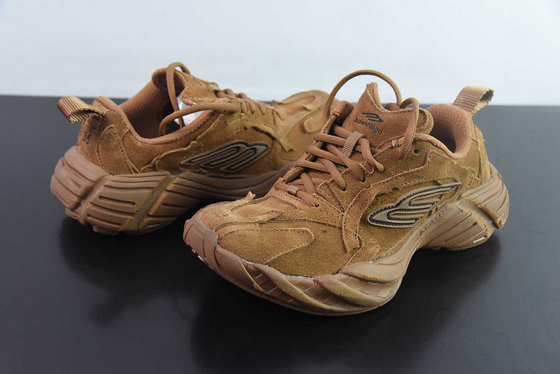 Balenciaga Monday 16 Sneaker