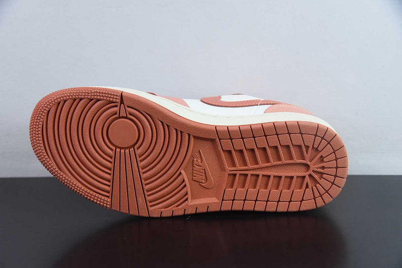 Jordan Air Jordan 1 Low DC0774-180