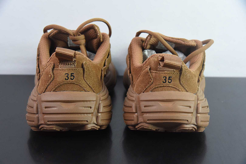 Balenciaga Monday 16 Sneaker