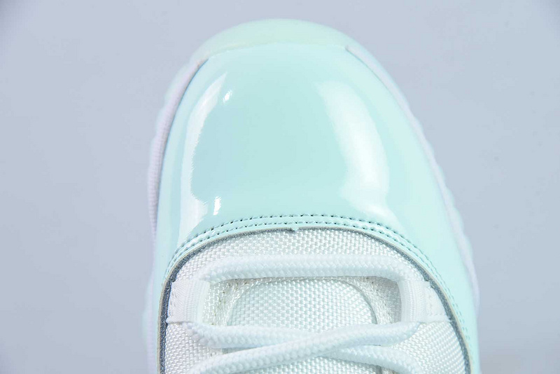 Jordan 11 Retro Low Igloo AH7860-103