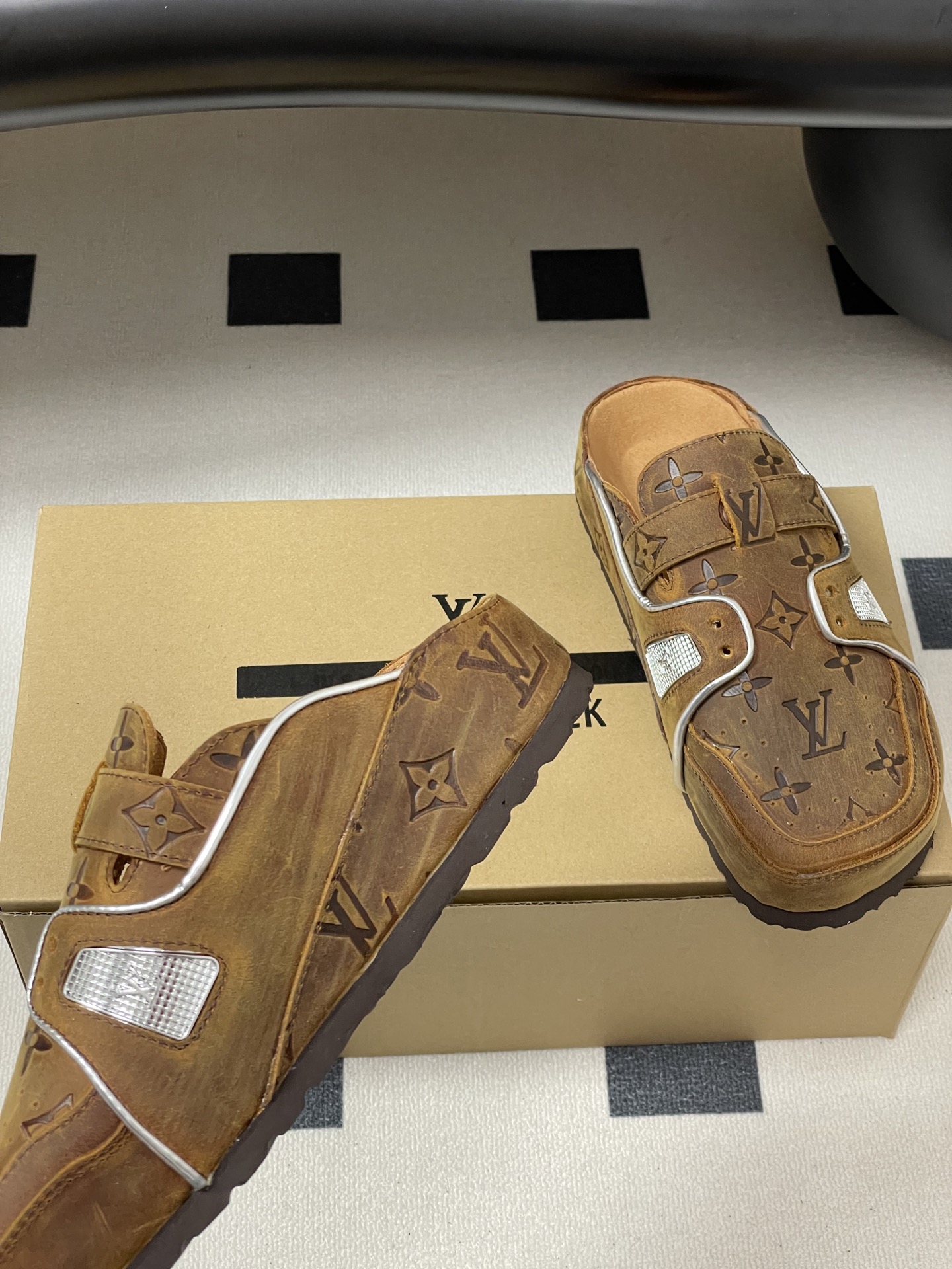 Louis Vuitt0n &Birkenstock Boston Slides(EU35-45)
