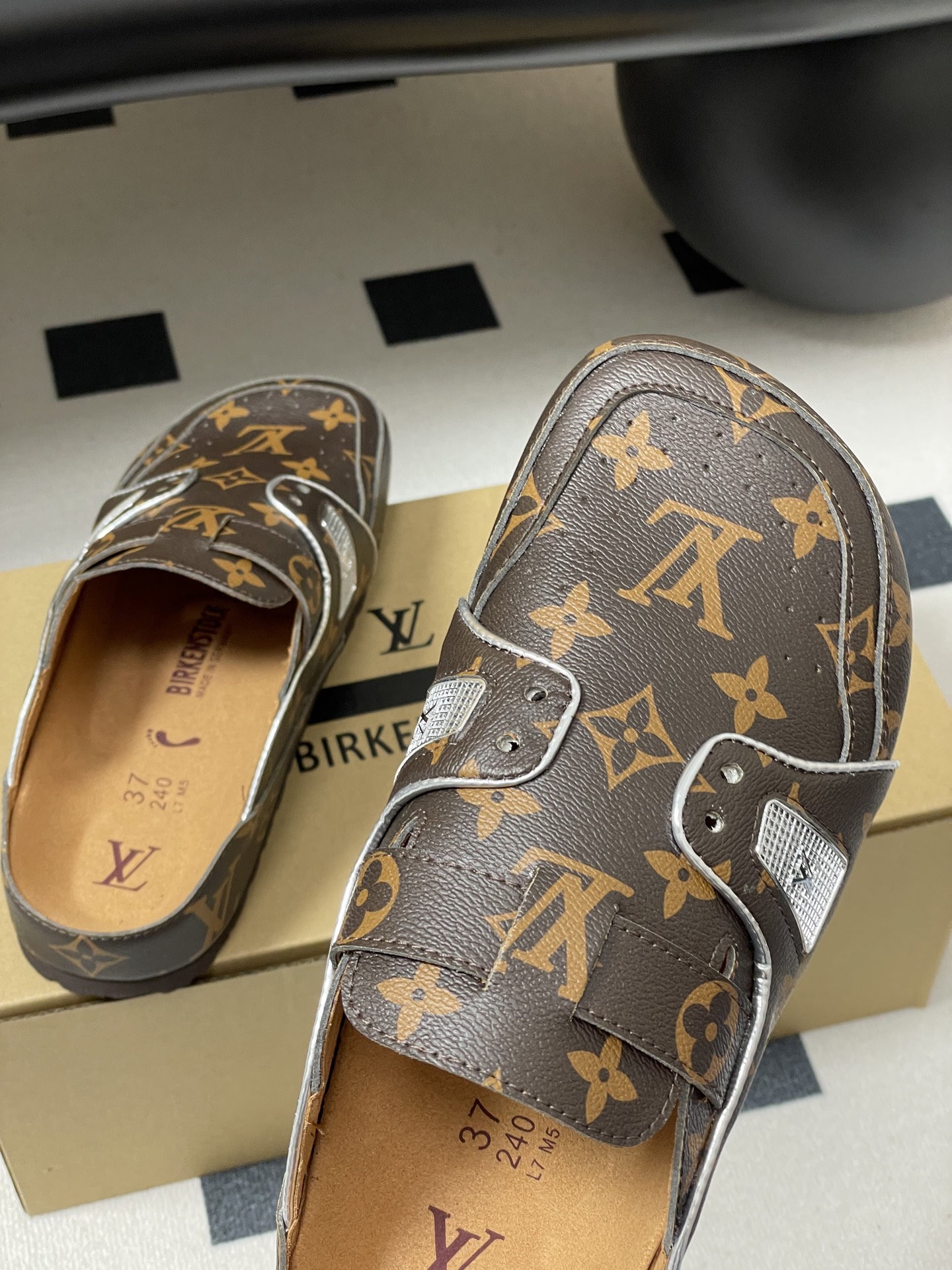 Louis Vuitt0n &Birkenstock Boston Slides(EU35-45)