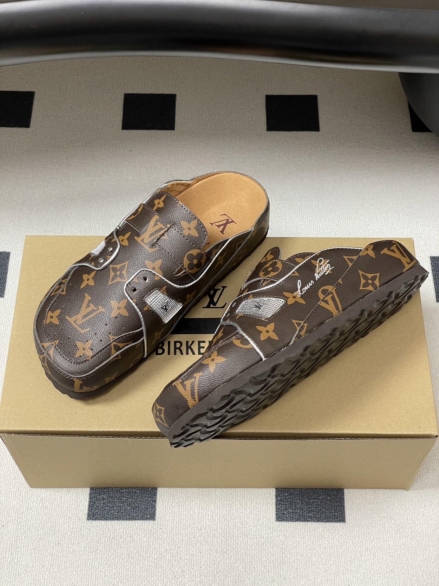 Louis Vuitt0n &Birkenstock Boston Slides(EU35-45)