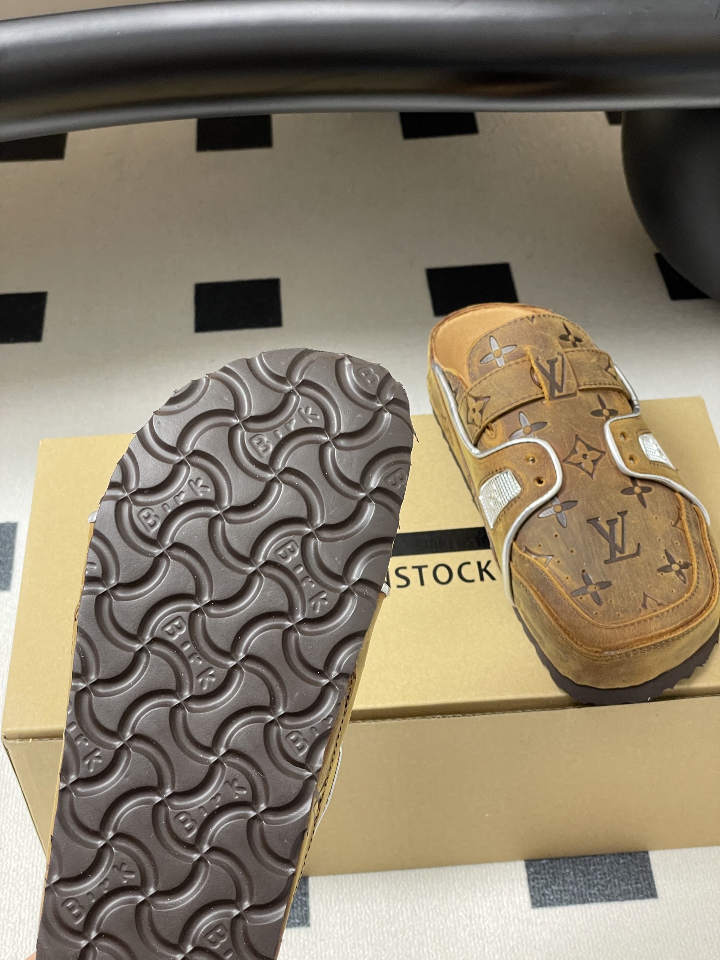 Louis Vuitt0n &Birkenstock Boston Slides(EU35-45)