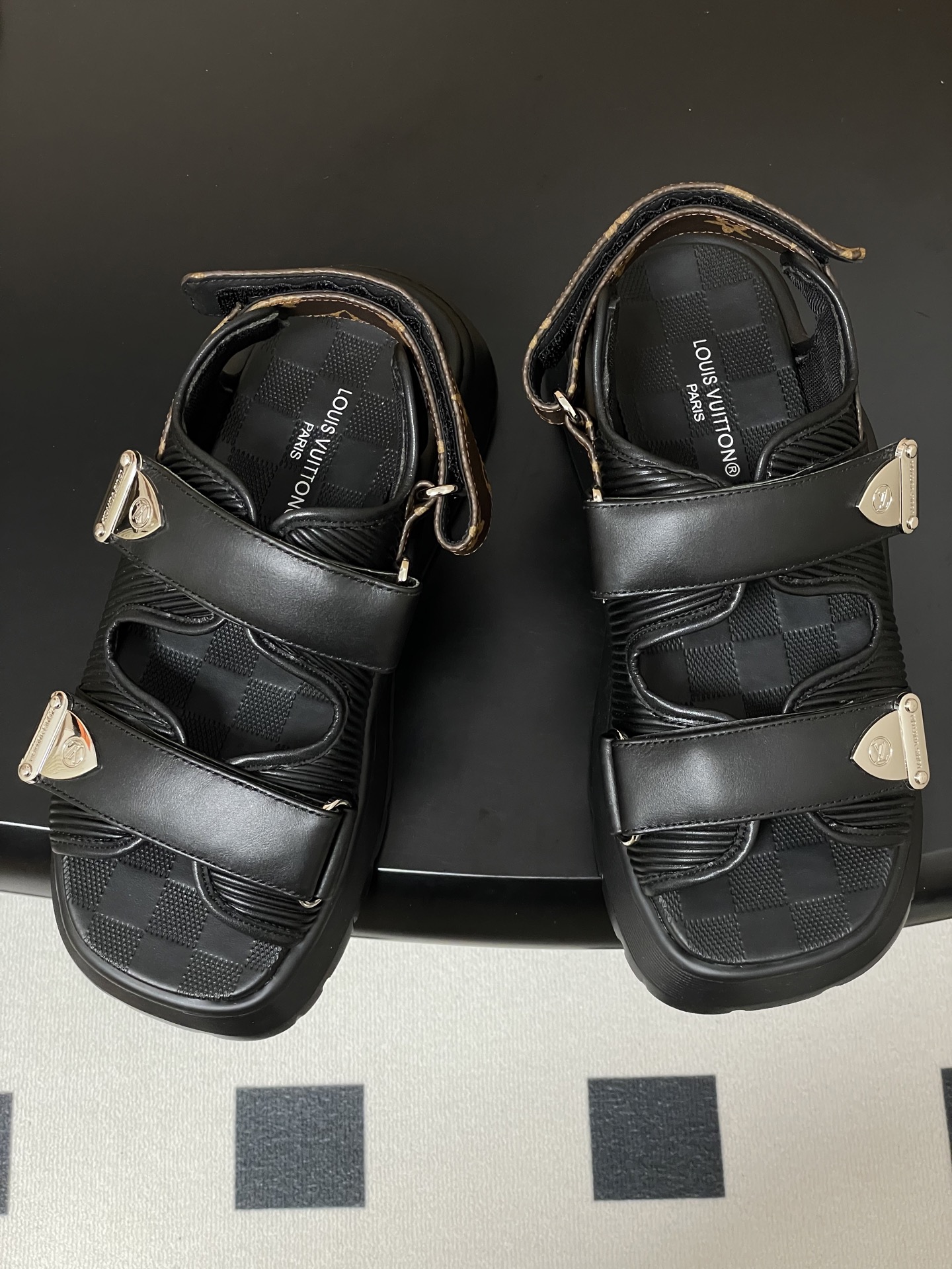 Louis Vuitt0n Chameleon Comfort Slides(EU35-42)