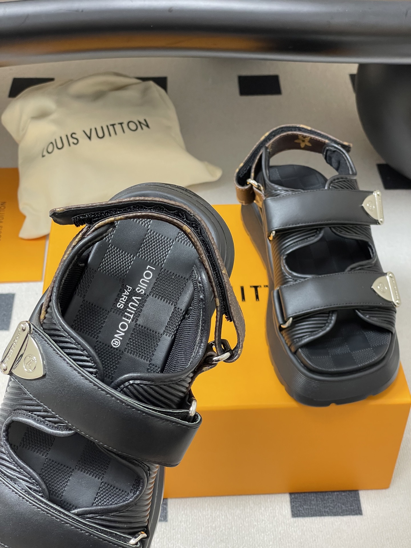 Louis Vuitt0n Chameleon Comfort Slides(EU35-42)