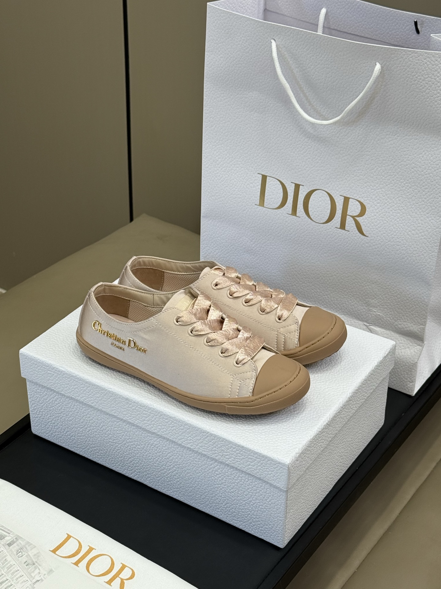 Di0r Lucky Sneaker(EU35-41)