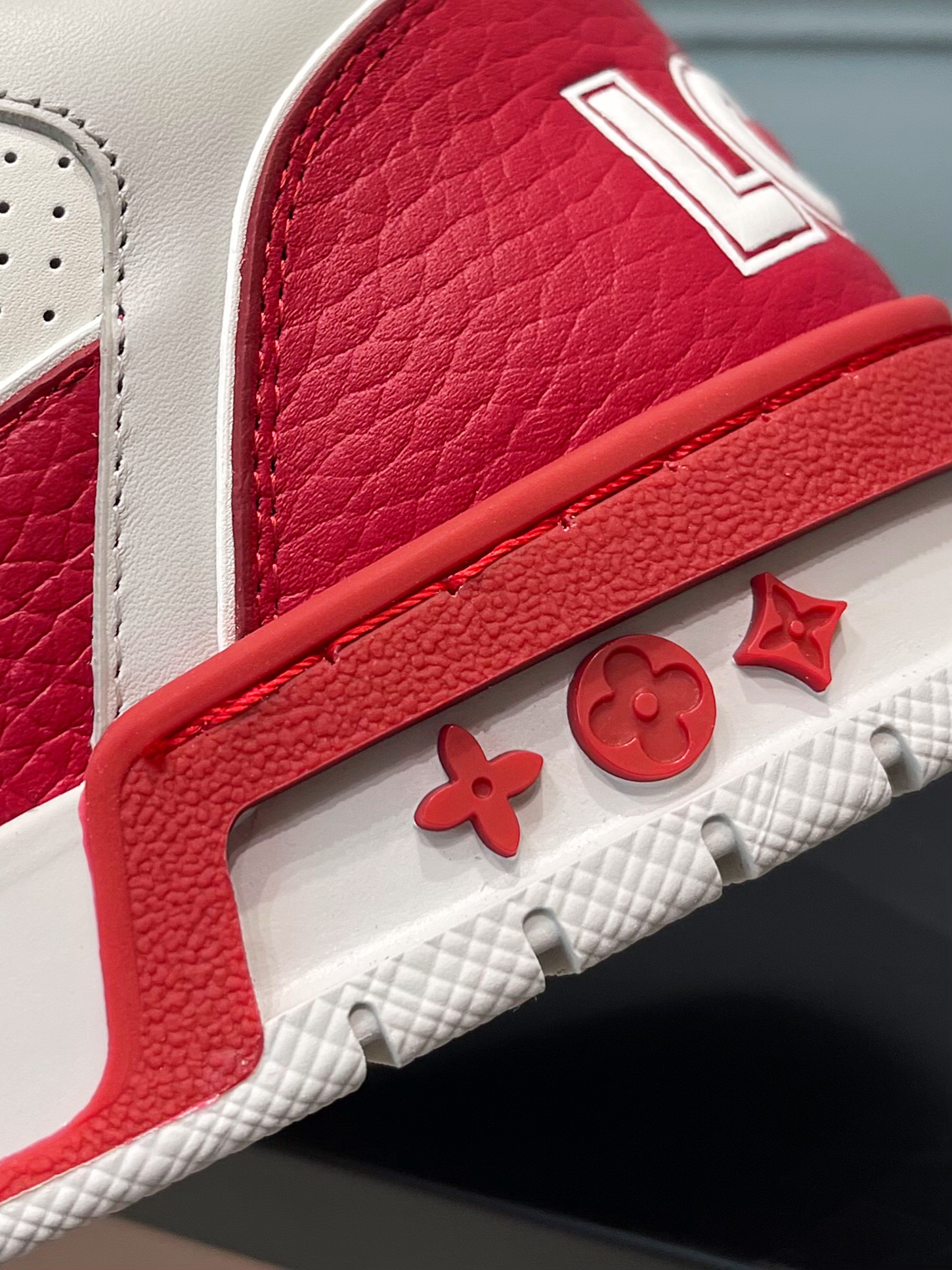 Lo*uis Vu*itton Trainer Sneakers(EU35-45)