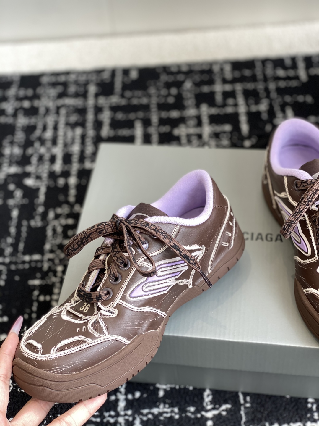 Balenciaga Hamptons Worn-Out  25ss(EU35-46()