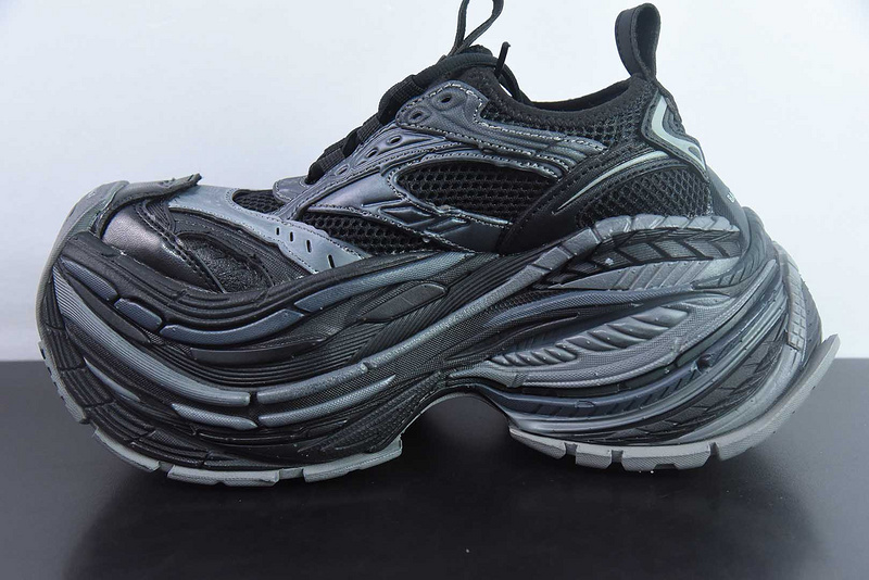 Balenciaga Platform 17 Sneaker