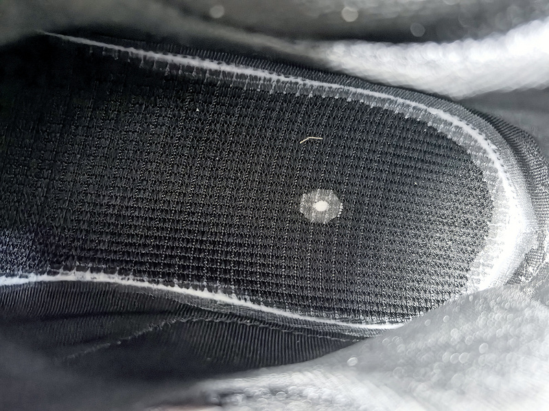 Nike Air Foamposite One “Triple White”HF0794-001