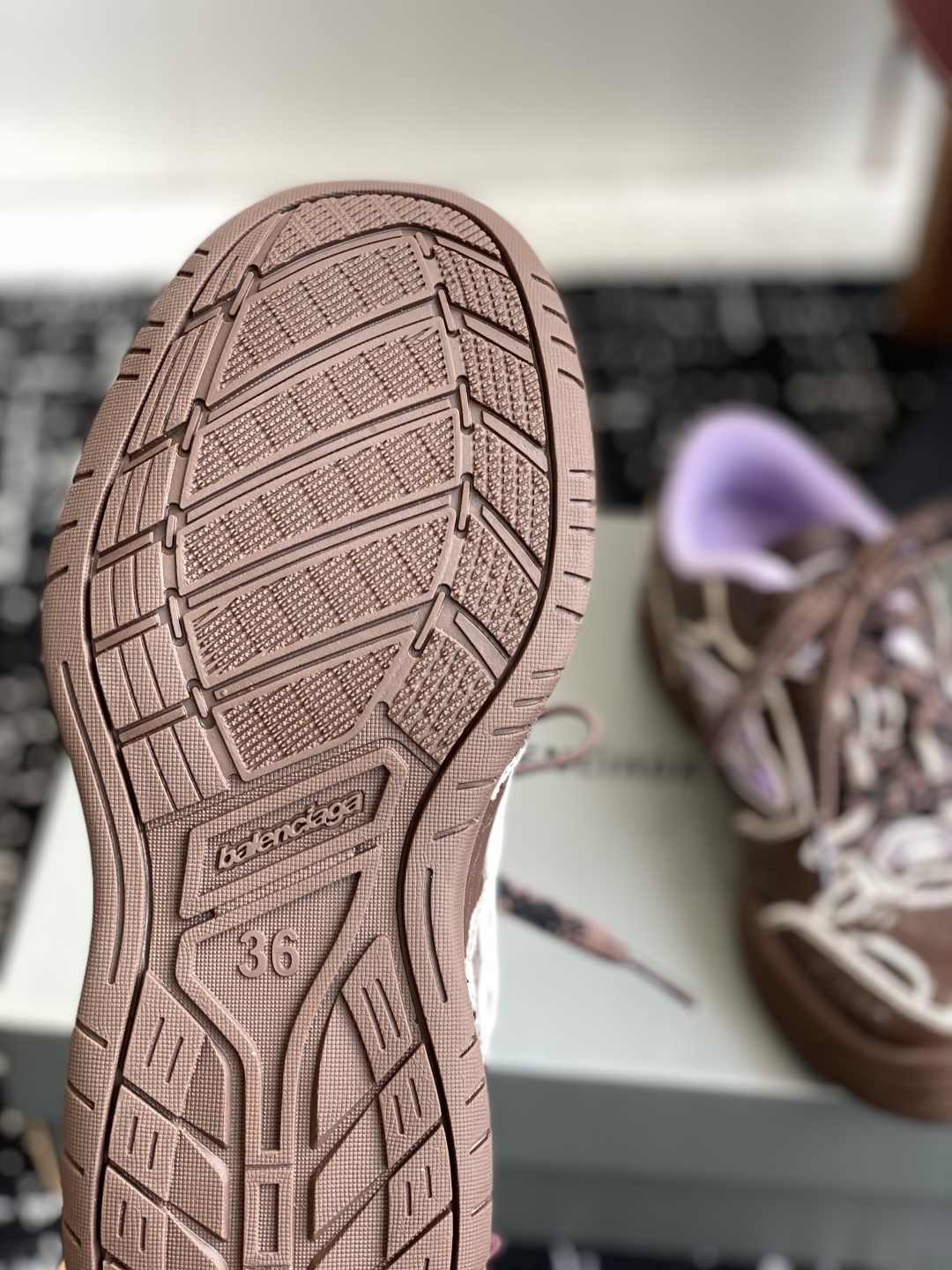 Balenciaga Hamptons Worn-Out  25ss(EU35-46()