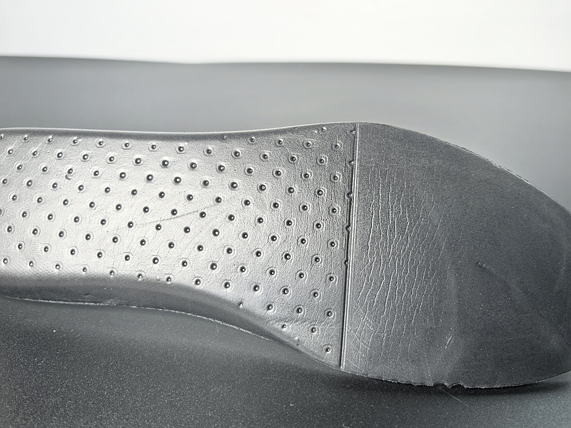 Off-White Out Of Office Sneaker