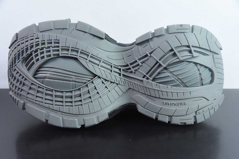 Balenciaga Platform 17 Sneaker