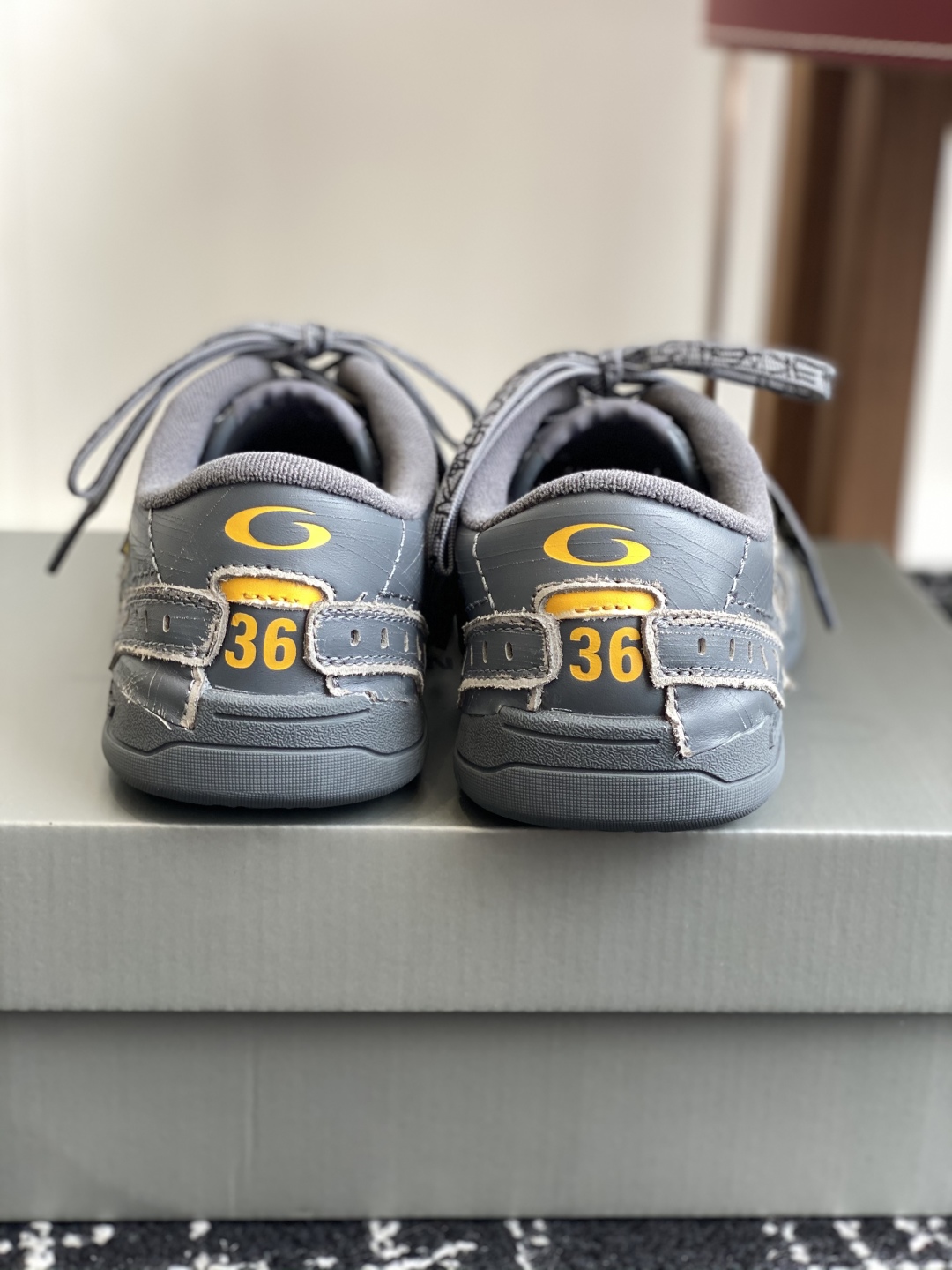 Balenciaga Hamptons Worn-Out  25ss(EU35-46()