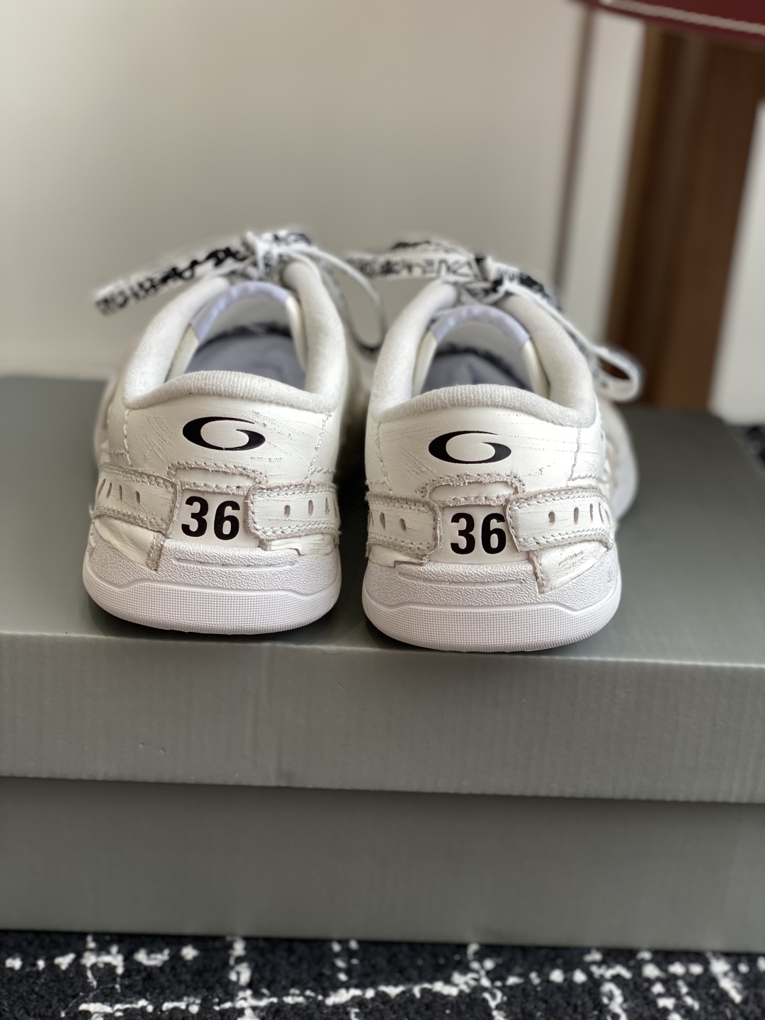 Balenciaga Hamptons Worn-Out  25ss(EU35-46()