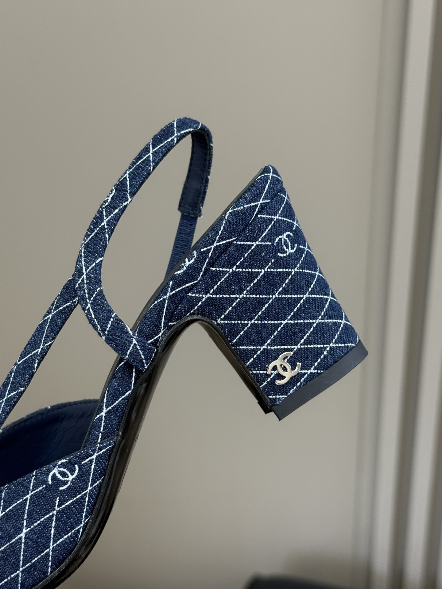 Chanel Slingback(EU35-41)