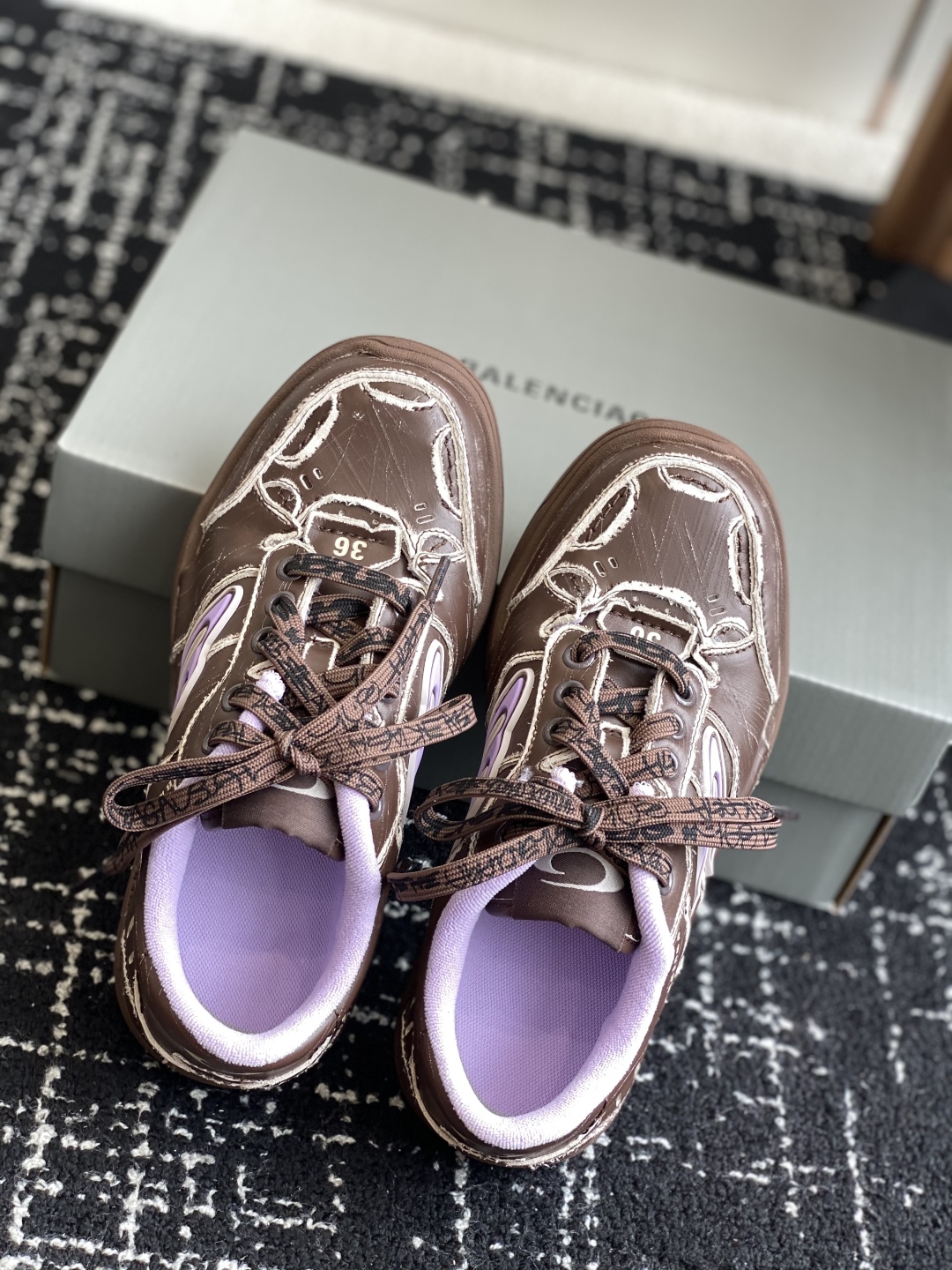 Balenciaga Hamptons Worn-Out  25ss(EU35-46()