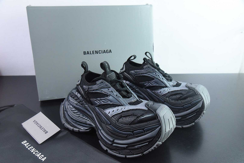 Balenciaga Platform 17 Sneaker