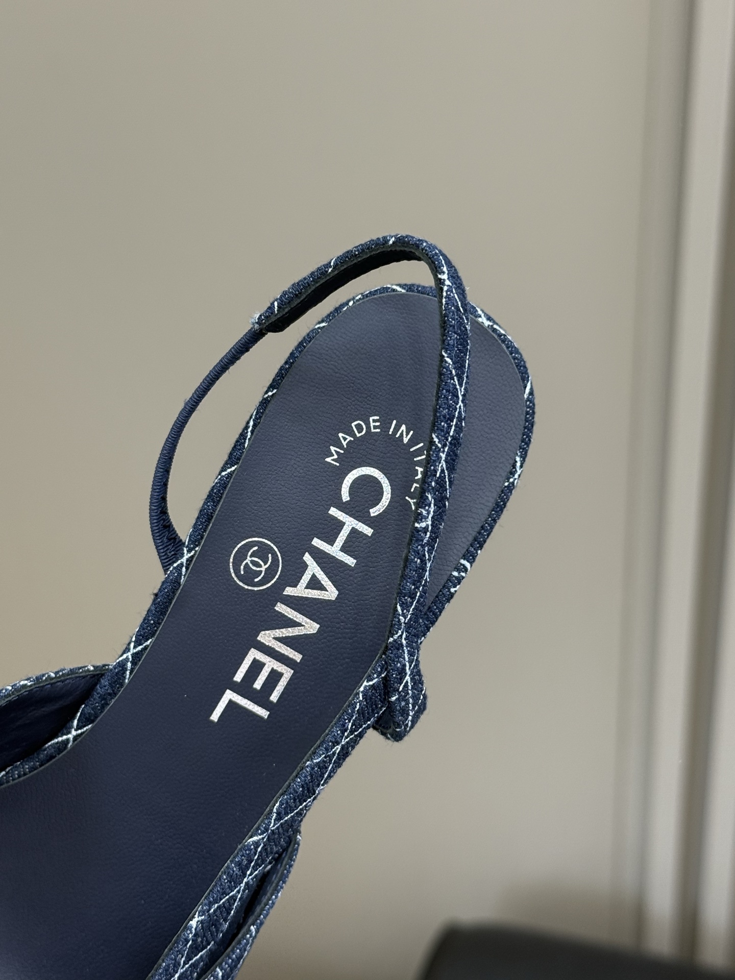 Chanel Slingback(EU35-41)