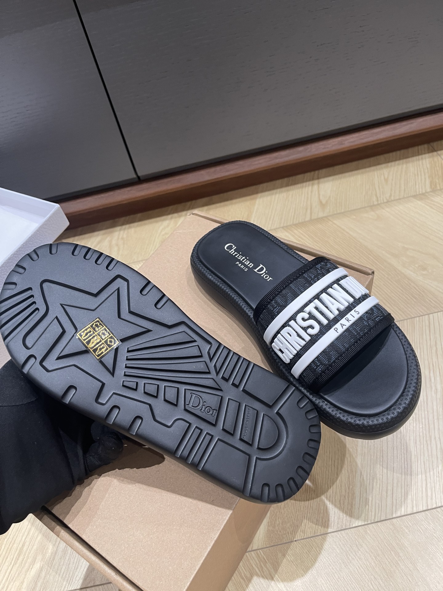 Dio* 25SS Slides-(EU34-41)