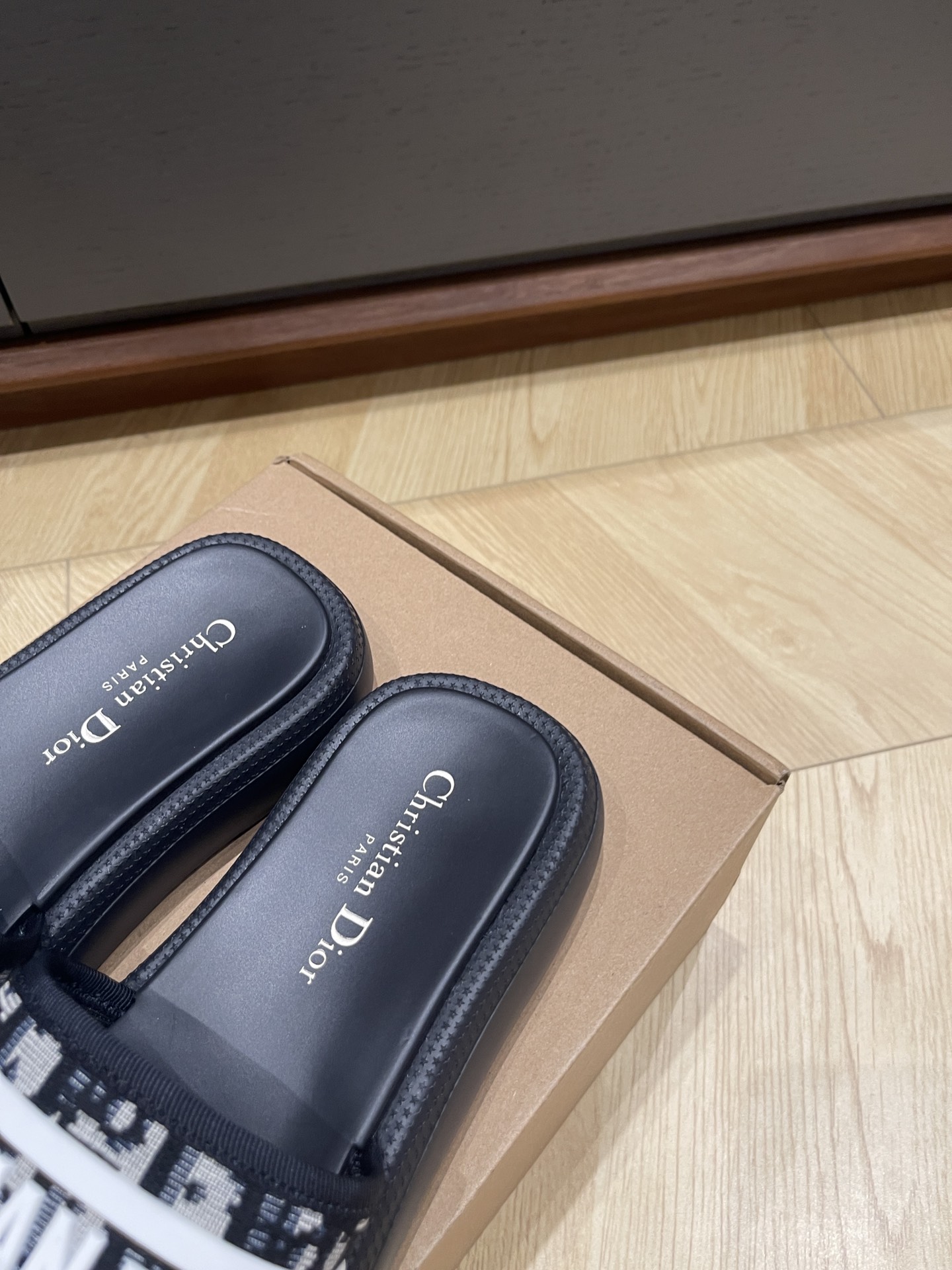 Dio* 25SS Slides-(EU34-41)