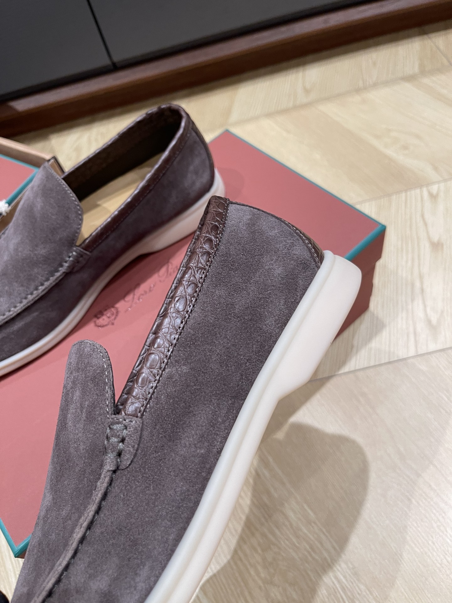 Loro Pi*ana Crocodile Loafers(EU38-46)