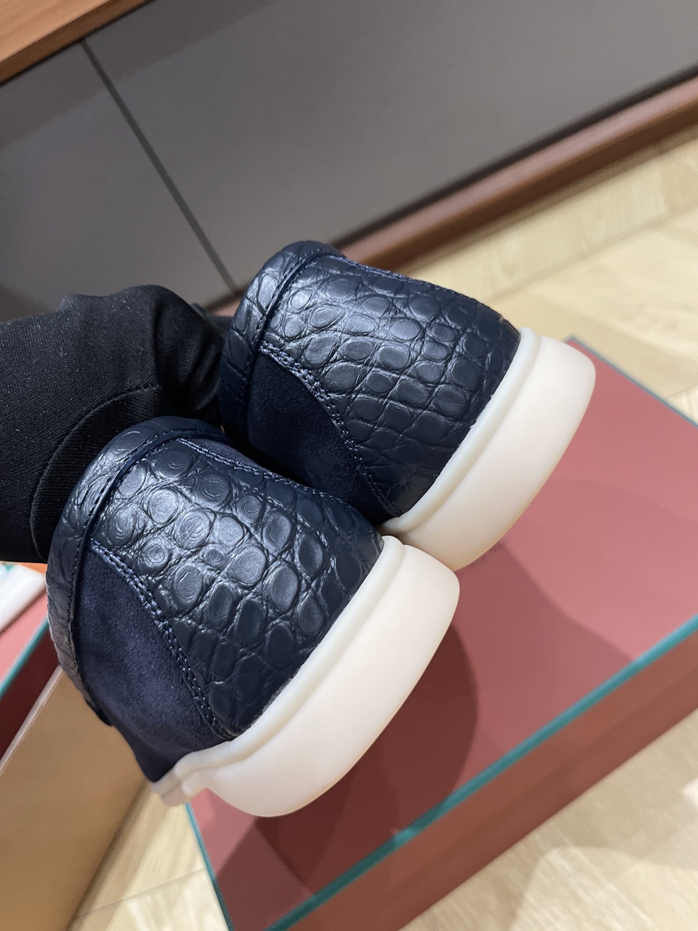 Loro Pi*ana Crocodile Loafers(EU38-46)