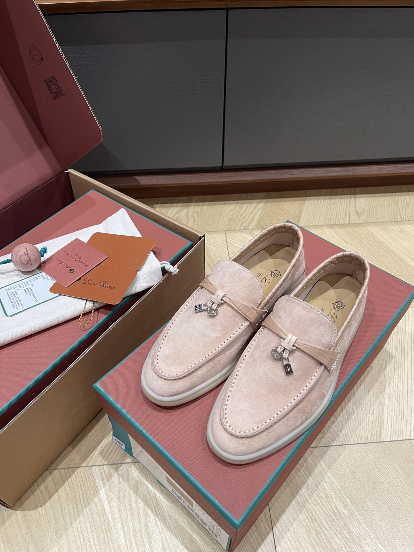 Loro Pi*ana Crocodile Loafers(EU35-42)